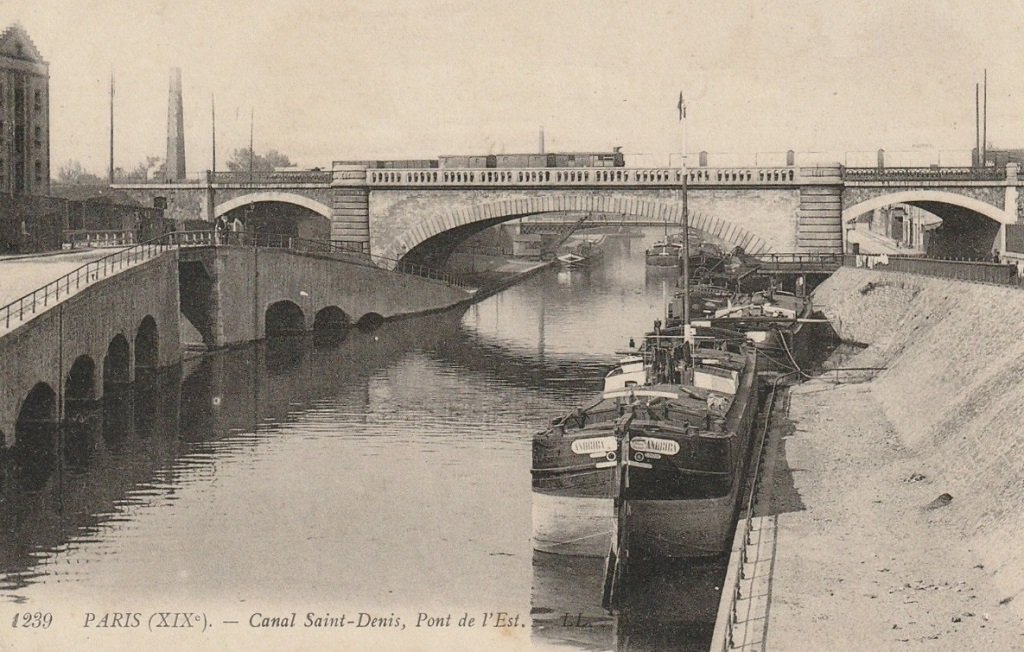 Canal Saint-Denis - Pont de l'Est LL..jpg