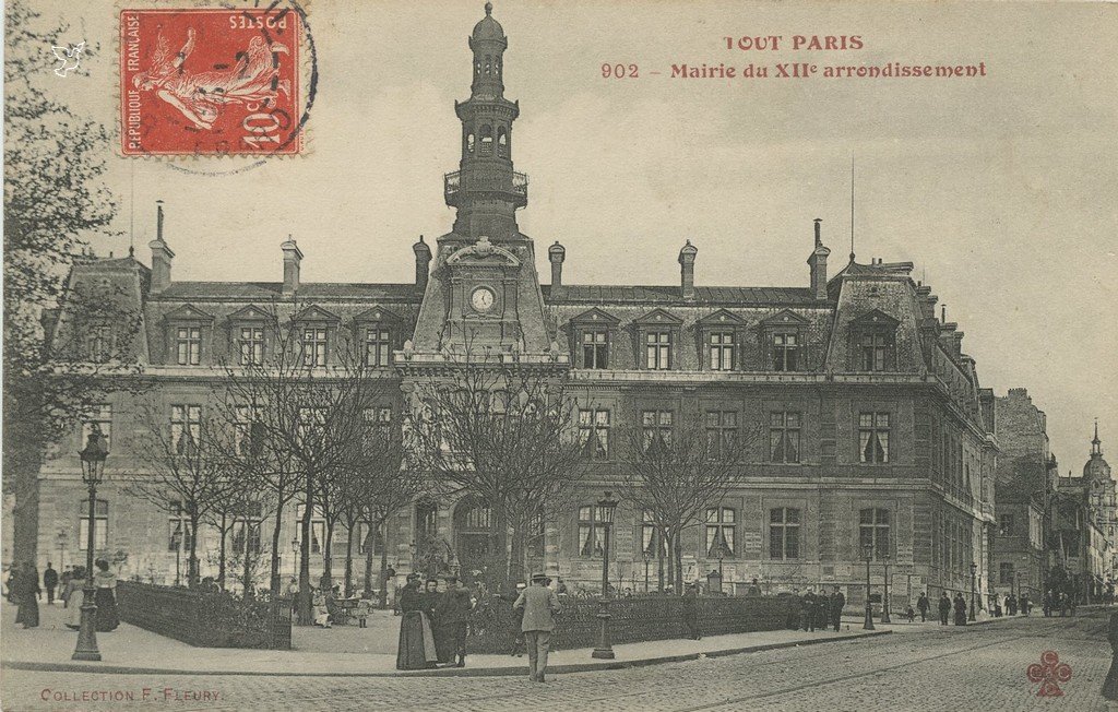 Z - 902 - Mairie du XII° arrt.jpg