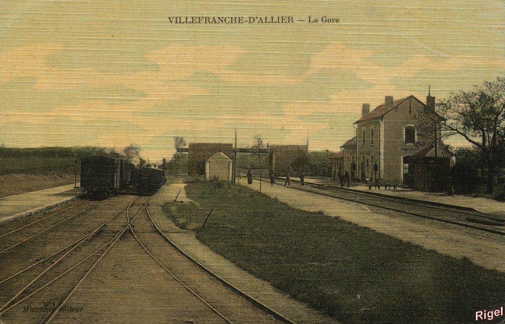 03-Villefranche d'Allier - La gare - Miconnel éditeur.jpg