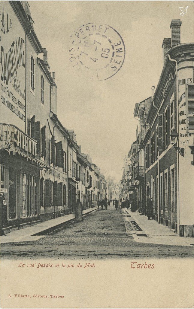 Z - La rue Desaix et le Pic du Midi.jpg