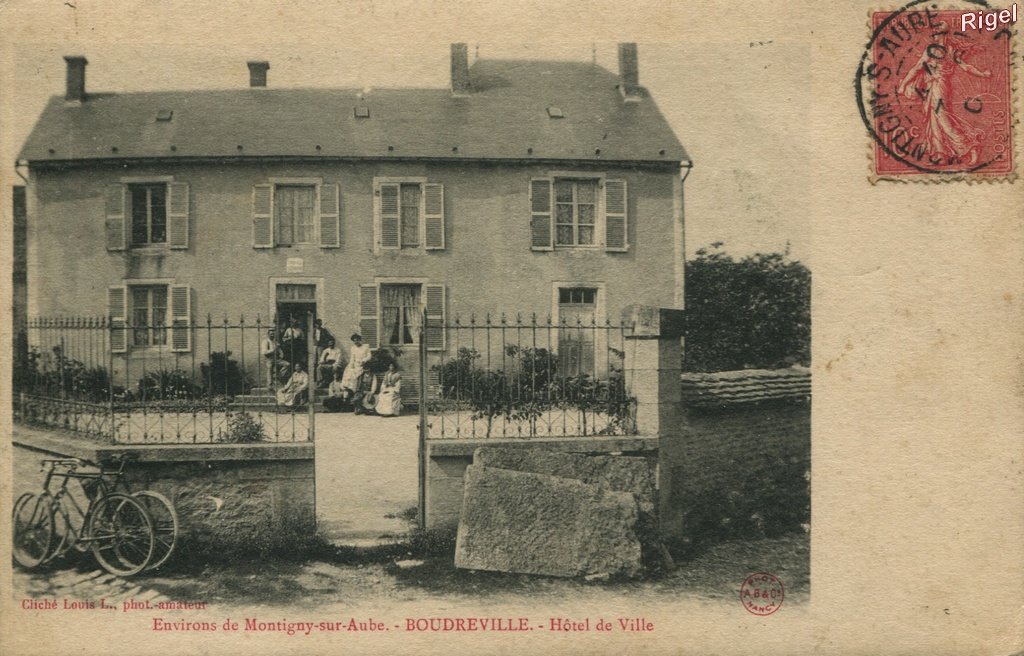 21-Boudreville - Hotel de ville - Cliche Louis L Phot amateur.jpg