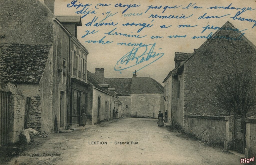 41-Lestiou - Lestion - Grande Rue - G Clémentin Phot.jpg