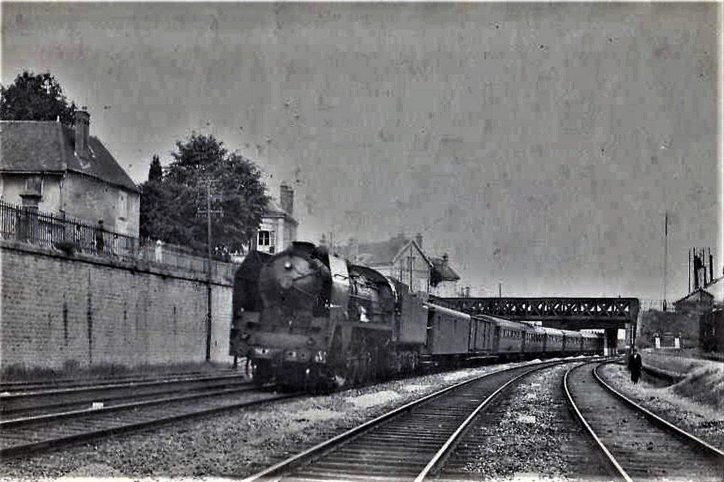 CP Train SNCF 2-1553.jpg