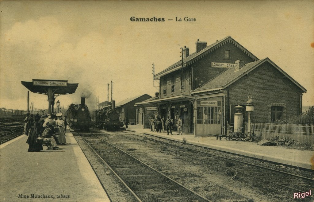 80-Gamaches - La Gare - Madame Monchaux tabacs.jpg