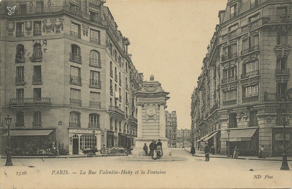 Z - ND 2326 - Rue Valenti Haüy et la Fontaine.jpg