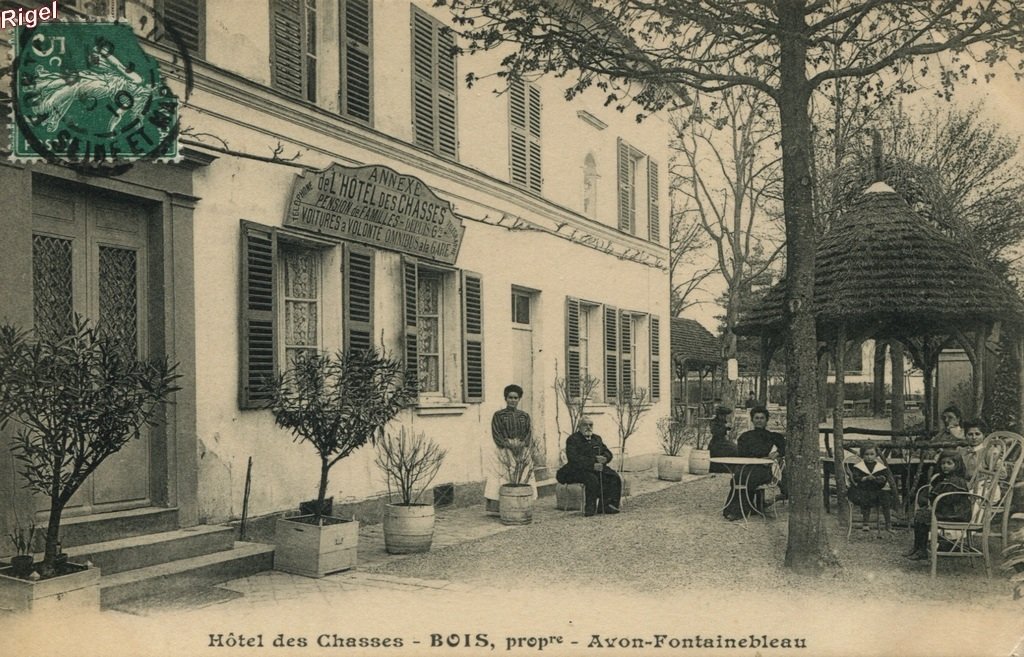 77-Avon - Hôtel des Chasses.jpg