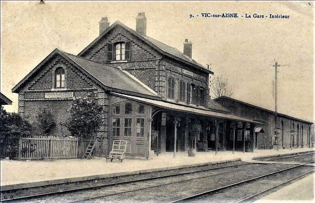 Vic sur aisne 9-999-27-06-15-02.jpg
