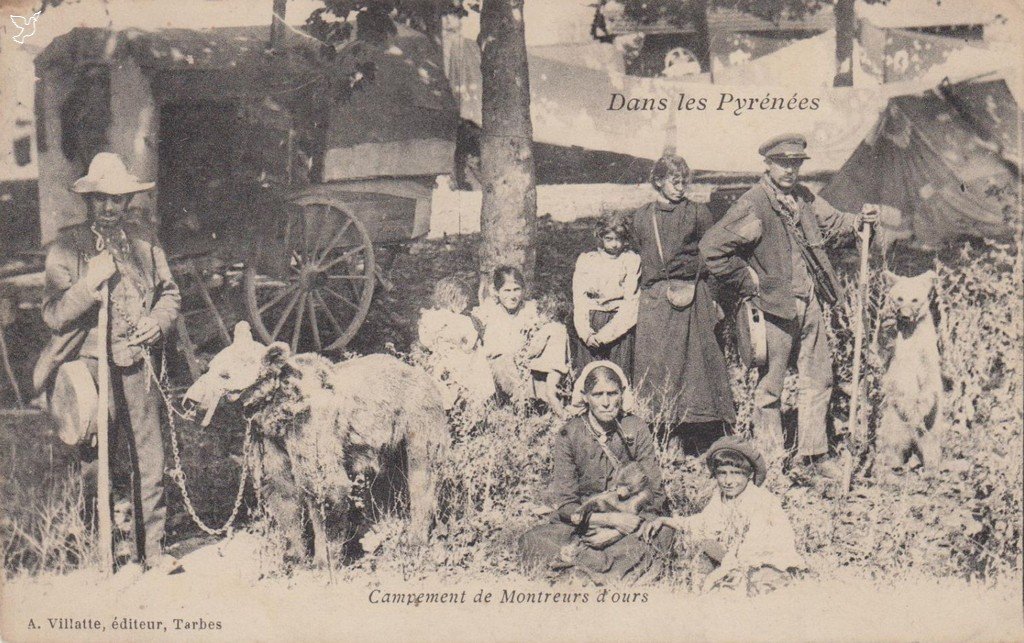 Z - Campement montreurs d'ours.jpg