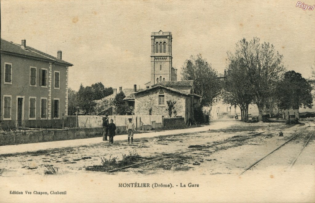 26-Montélier - La Gare - Edit Vve Chapon Chabeuil.jpg