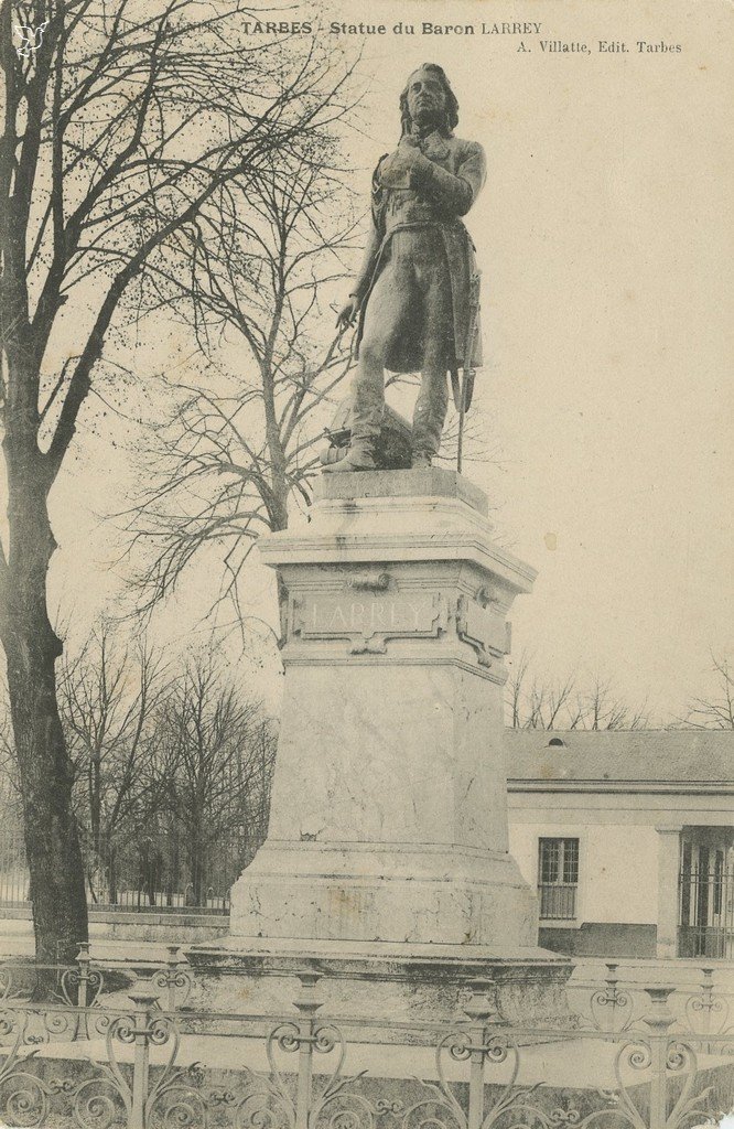 Z - Statue du Baron Larrey.jpg