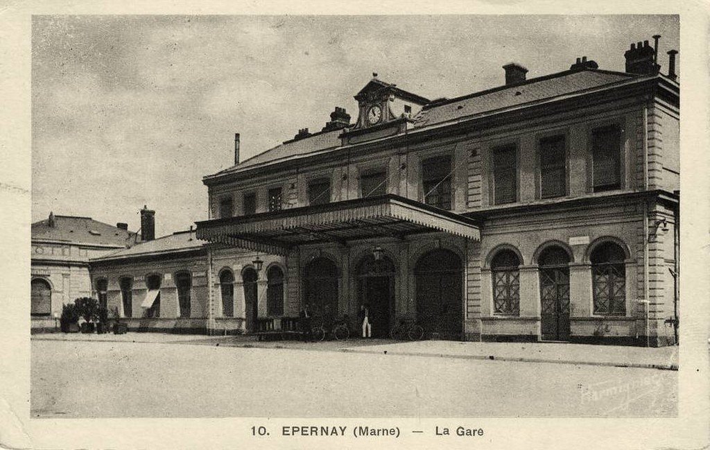 51 - Epernay (10bis)-983-11-03-13-51.jpg