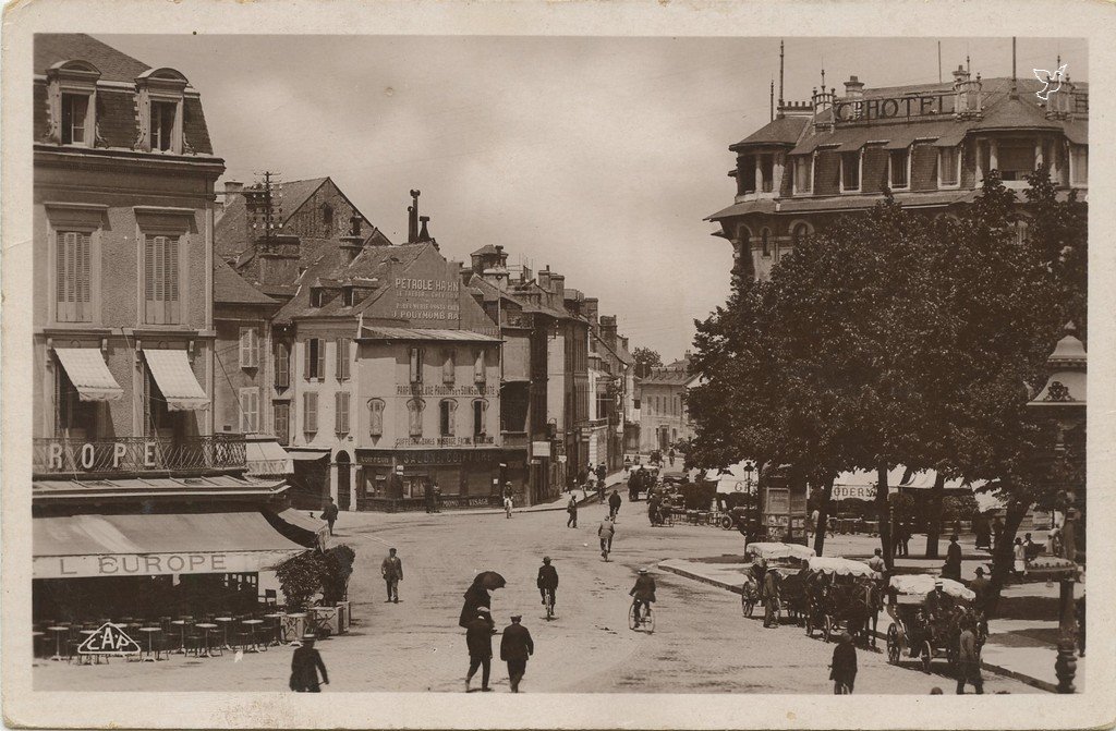 Z - 32 - Place de Verdun.jpg