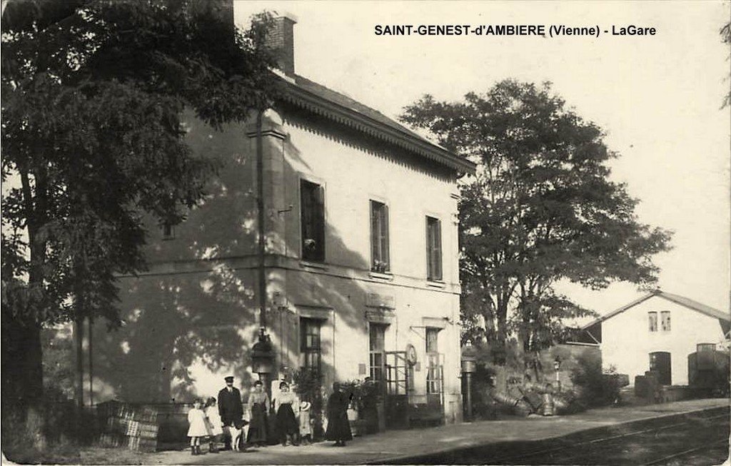 Saint-Genest-d'Ambière CP-1002-86-24-11-15.jpg