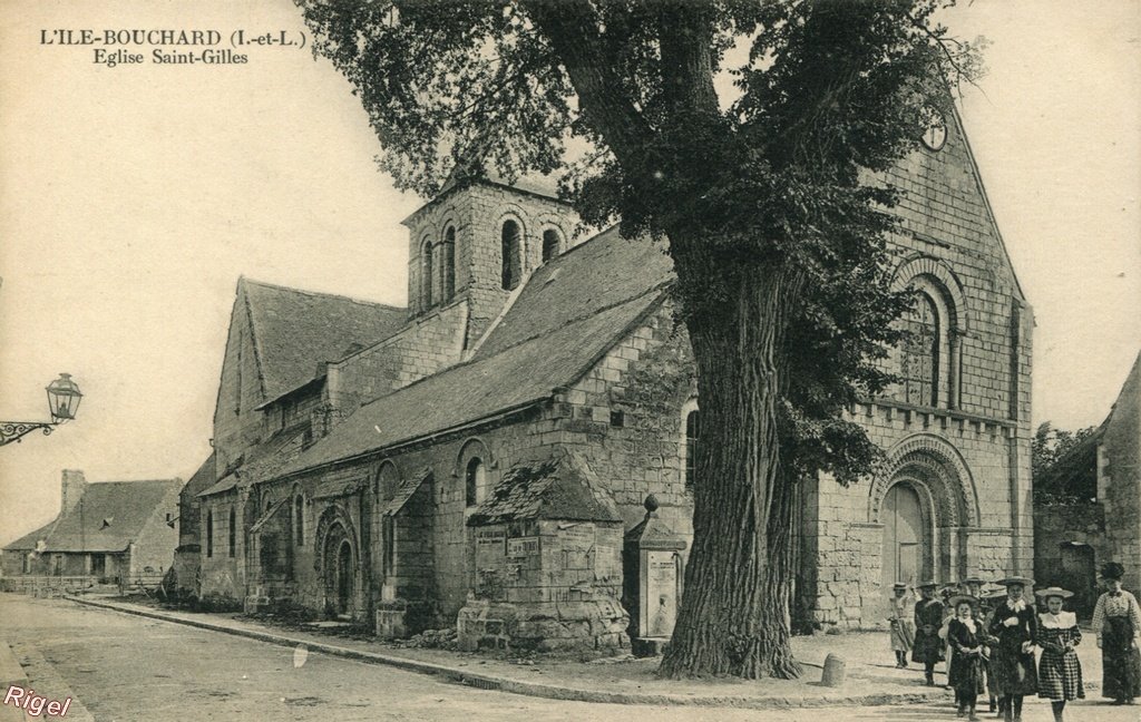 37-L'Ile-Bouchard - Eglise Saint-Gilles.jpg