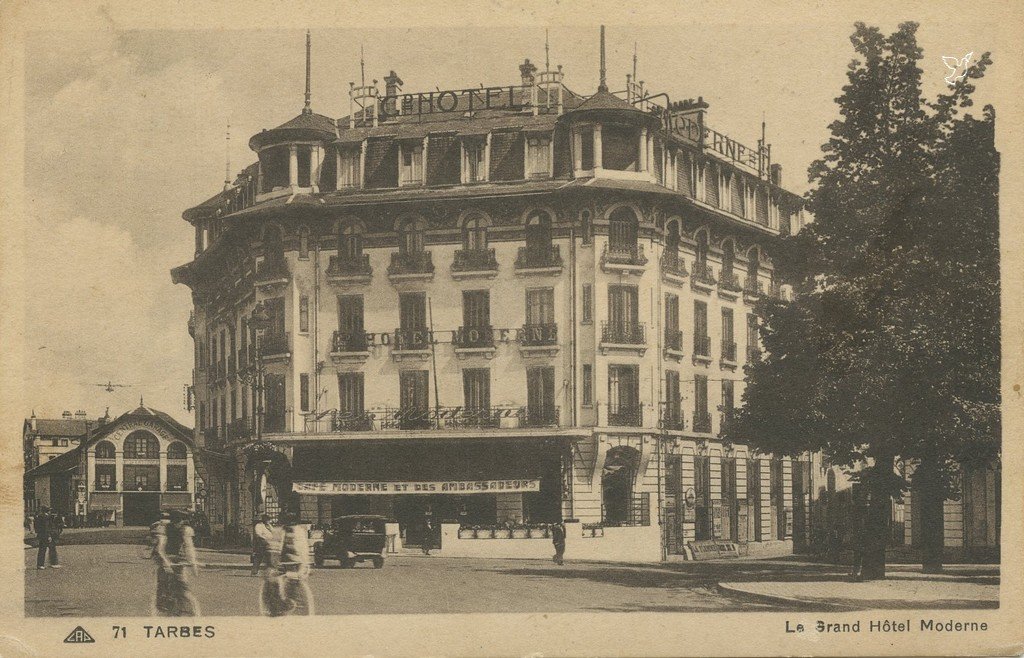 Z - 71 - Grand Hotel Moderne.jpg