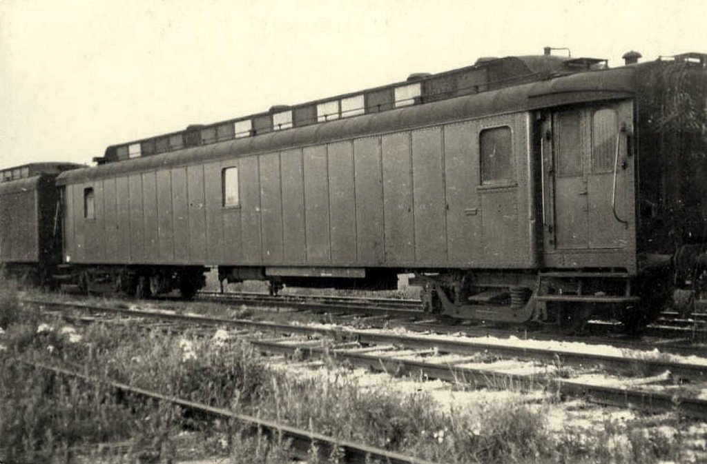 Voiture postale-995-1-01-18.jpg