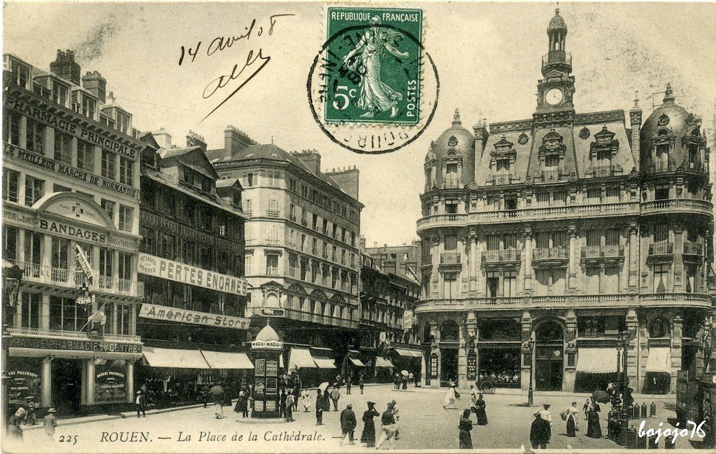 76-Rouen-Place de la Cathédrale.jpg