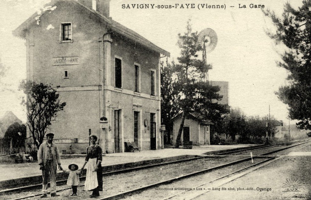 Savigny-sur-Faye 2-975-86-19-09-16-86.jpg