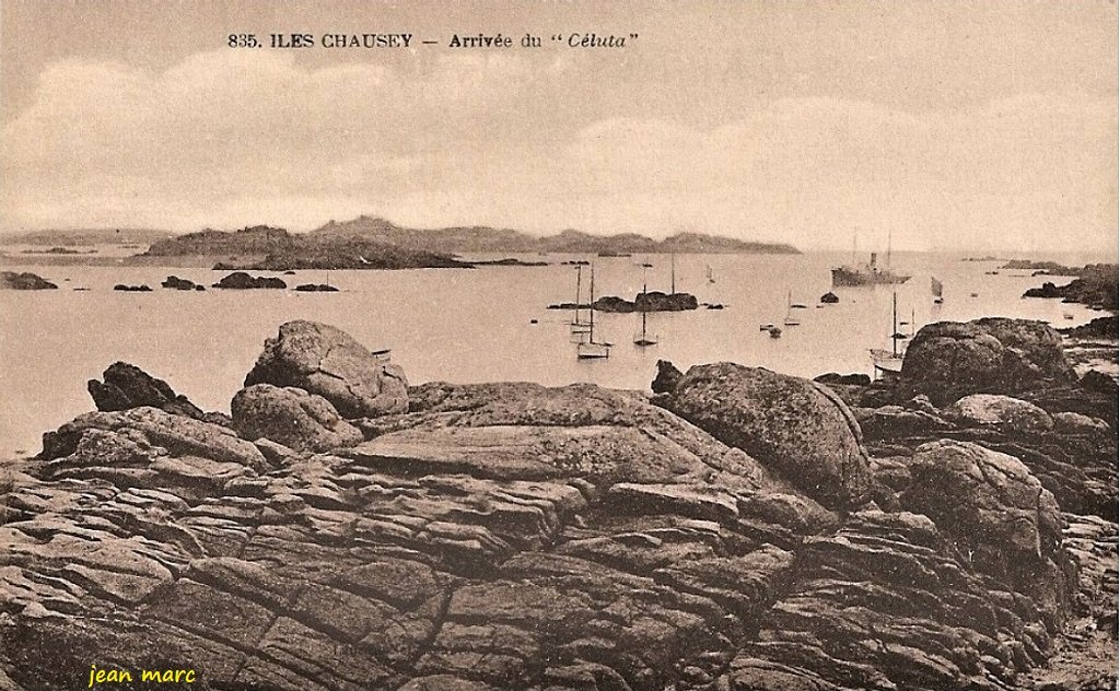 Iles Chausey - Arrivée du Céluta.jpg