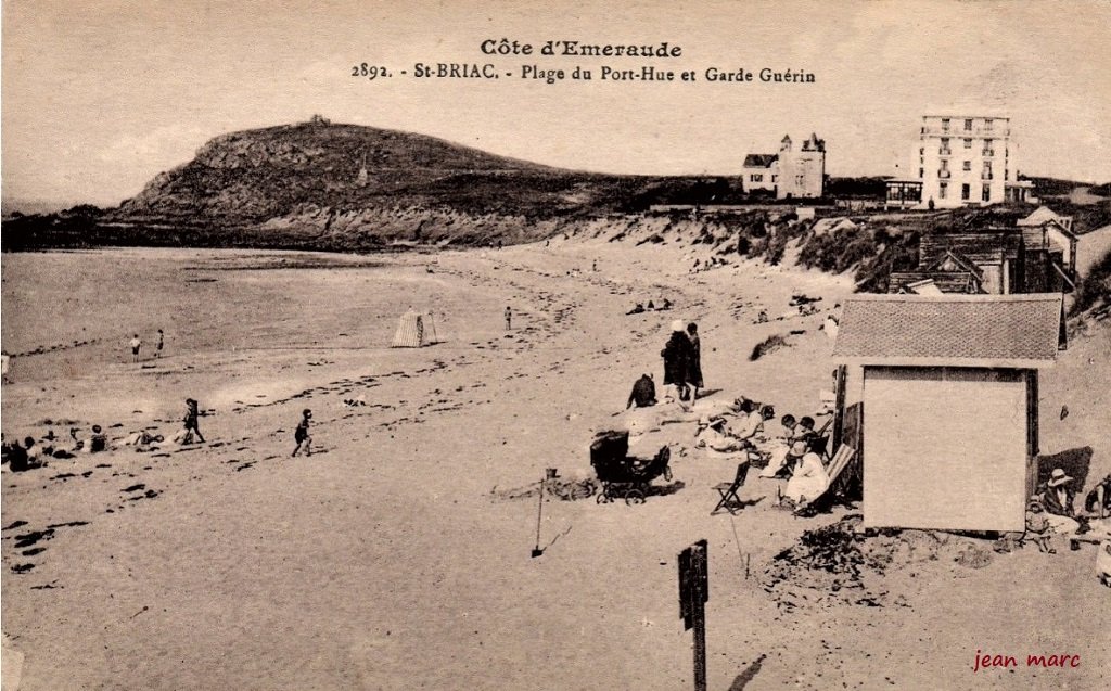 Saint-Briac - Plage du Port Hue et Garde Guérin.jpg