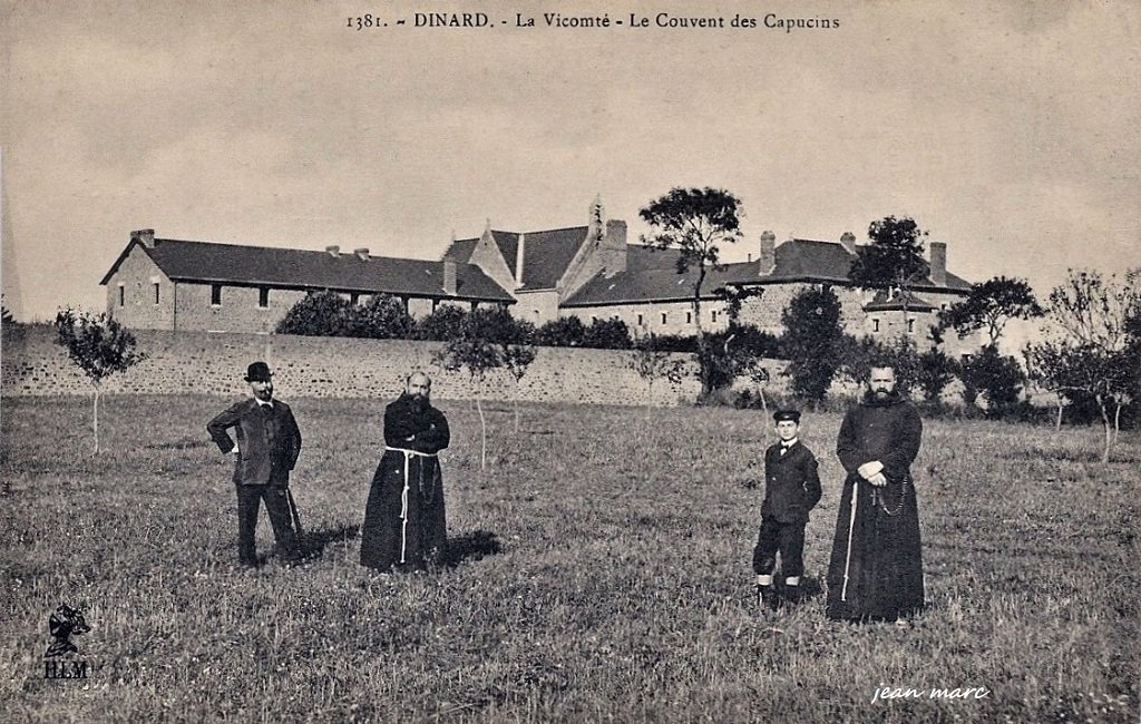 La Vicomté-en-Dinard - Le Couvent des Capucins 1381.jpg