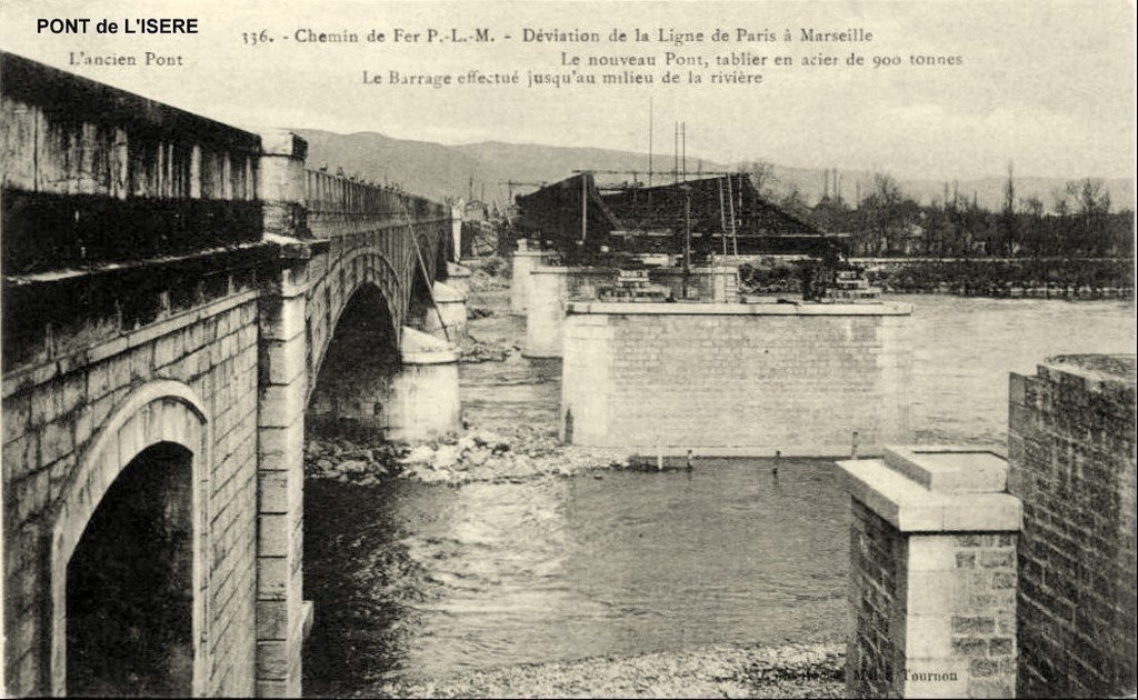 Pont de l'Isère 3-999-6-04-15-26.jpg