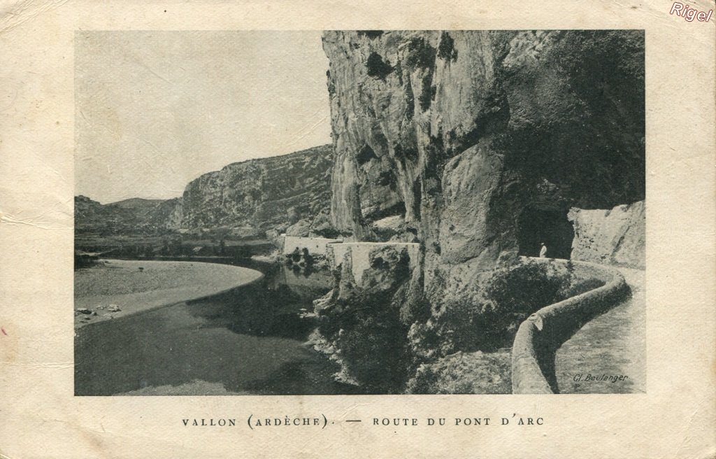 07-Vallon Route du Pont d-Arc - Agenda PLM 1920.jpg