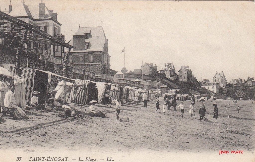 Saint-Enogat - La Plage (1914).jpg