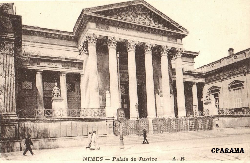 Nimes AR palais.jpg