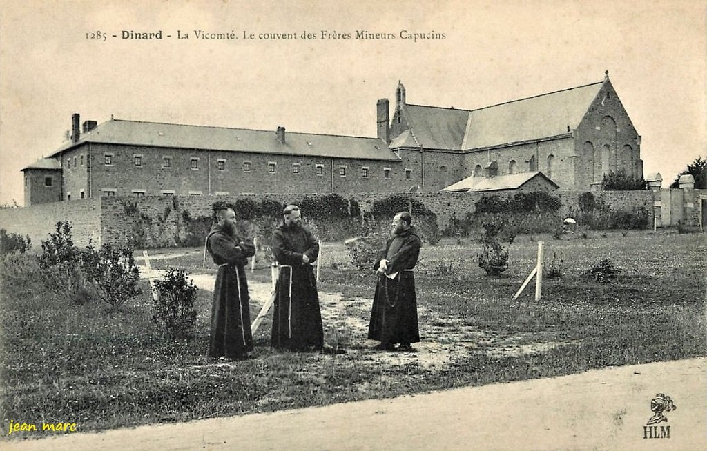 La Vicomté-en-Dinard - Le Couvent des Frères Mineurs Capucins.jpg