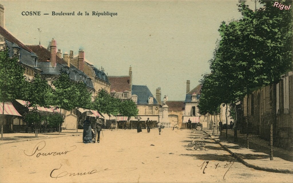 58-Cosne - Boulevard de la République.jpg