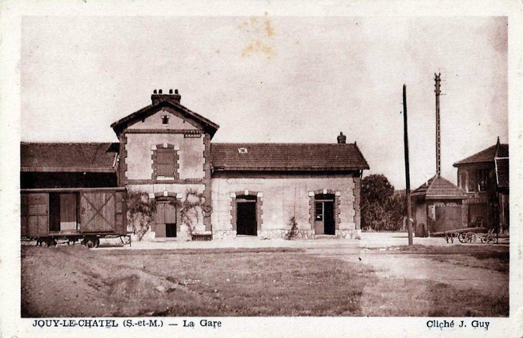 Jouy-le-Châtel (3)-962-29-04-14-77.jpg