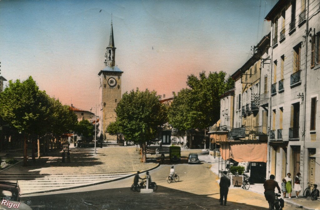 26-Romans _Drôme _ La Place Jacquemart et Jacquemart - 13 Les Tirages Modernes.jpg