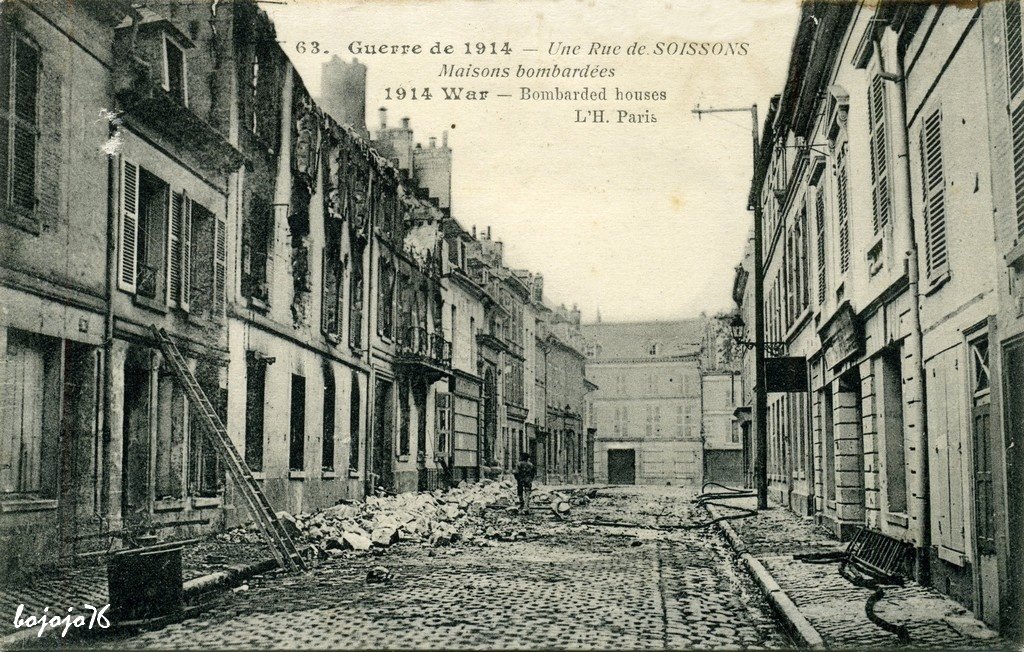 02-Soissons-Maisons bombardees.jpg