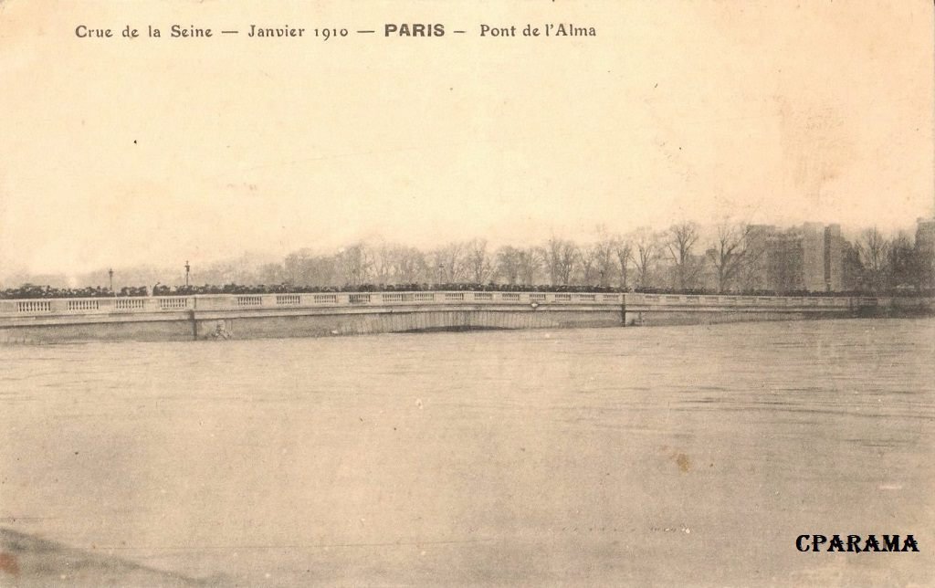 Paris crue pont-alma.jpg