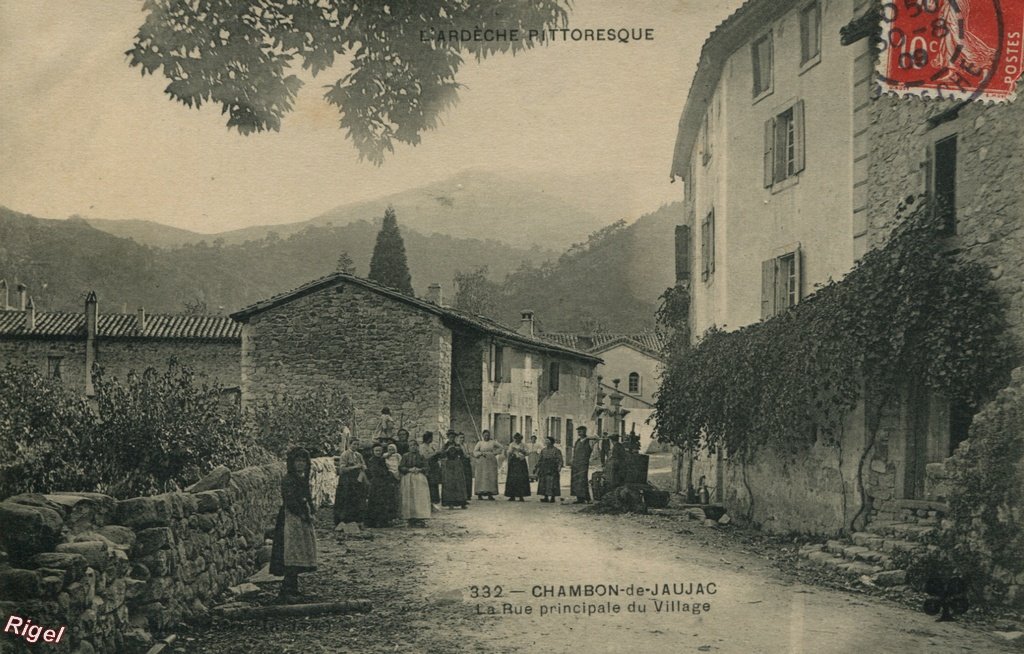 07-Jaujac - Chambon-de-Jaujac - La Rue Principale du Village -C Artige fils editeur - 332 MTIL.jpg