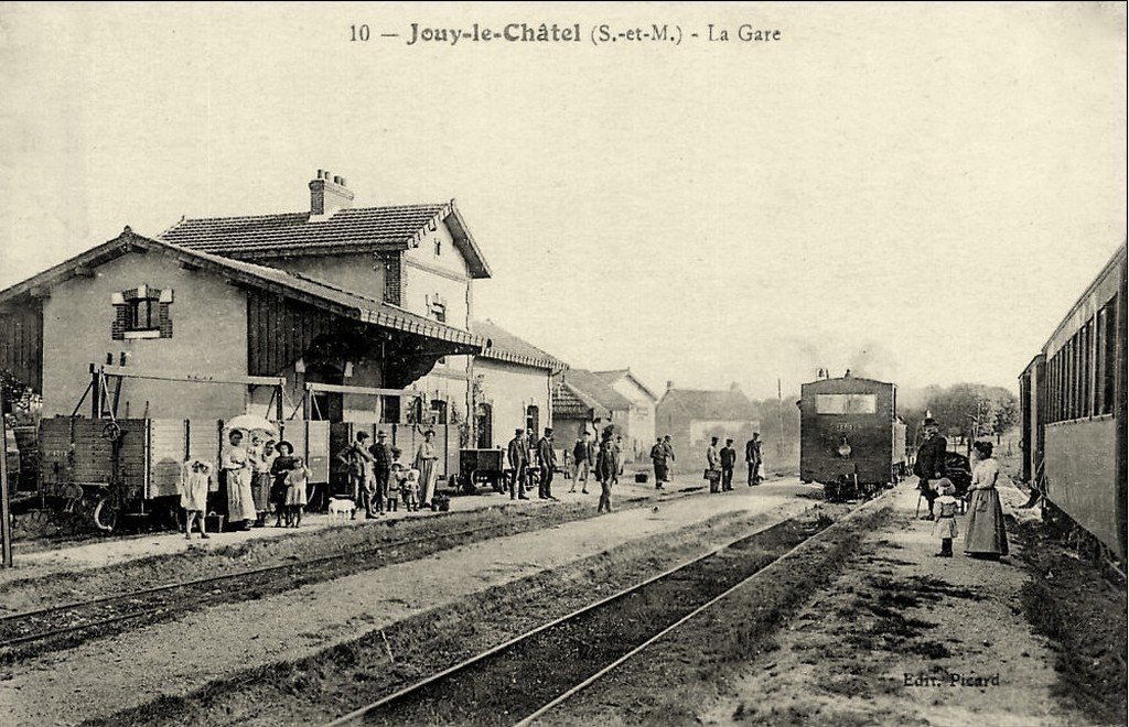 Jouy-le-Châtel (10)-1000-25-09-16-77.jpg