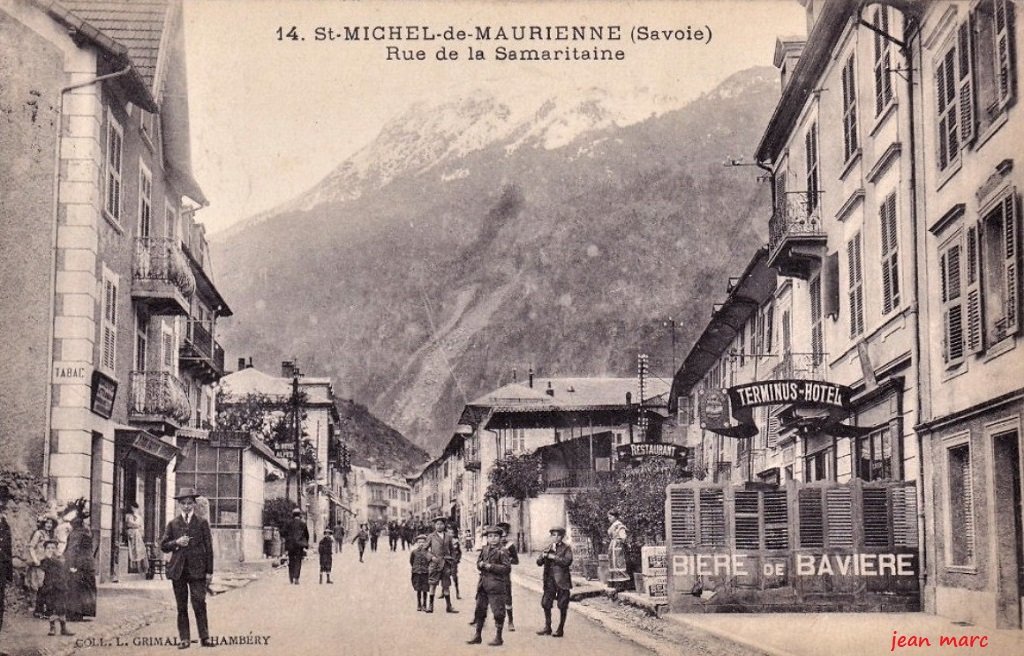 Saint-Michel-de-Maurienne - Rue de la Samaritaine.jpg