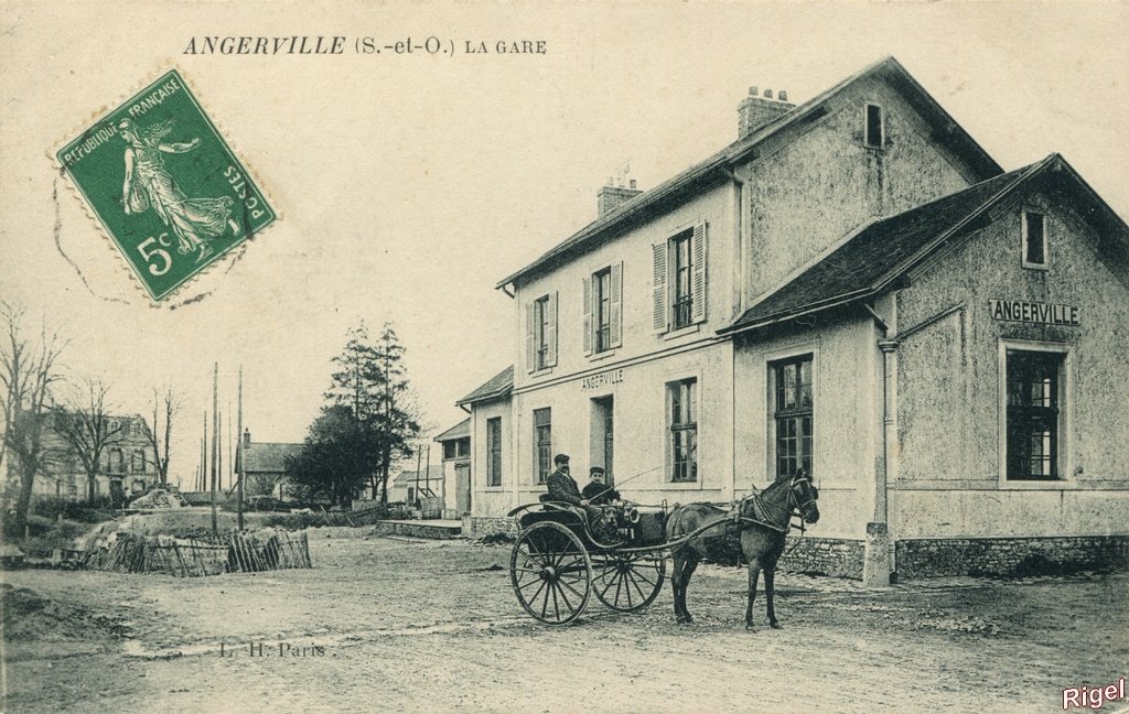 91-Angervillie - La Gare - L H Paris.jpg