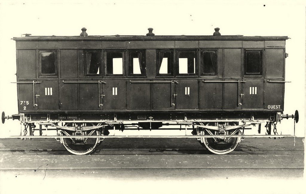 Voiture 2°- 3°classe 2 essieux-900-3-02-16.jpg