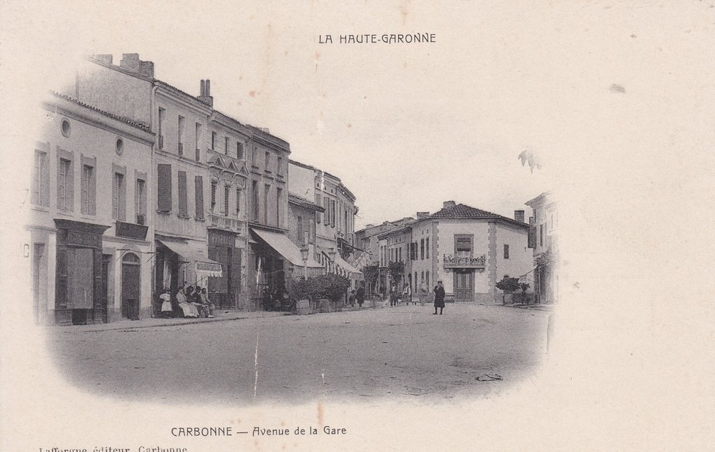 Carbonne - Avenue de la Gare 2.jpg