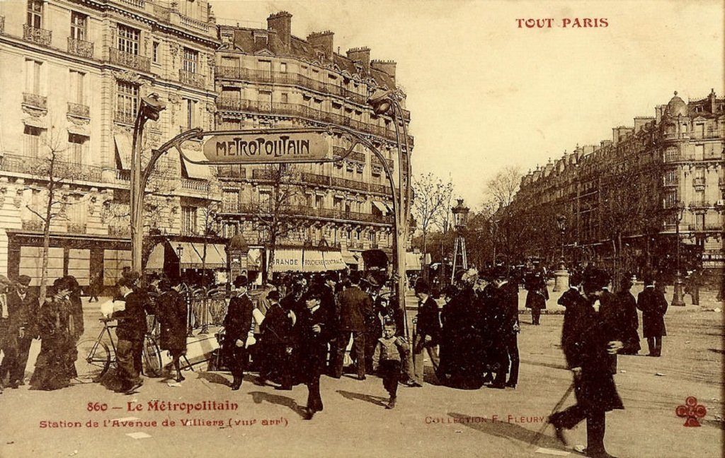 1321128158-Paris-Metro-Station-Villiers-2-JPR.jpg