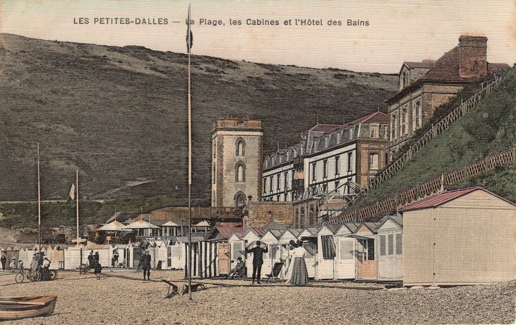 76 - LES PETITES DALLES - La Plage, les Cabines...- Coll. Antoine Proffit - ENP - 27-12-22.jpg