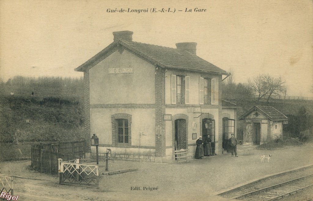 28-Gué-de-Longroi - La Gare - Edit Peigné - Cl L Martin, phot.jpg