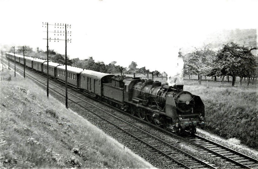 CP Train Cherbourg-Paris à St. Mards de Fresnes-1600 Oui-18-02-18.jpg