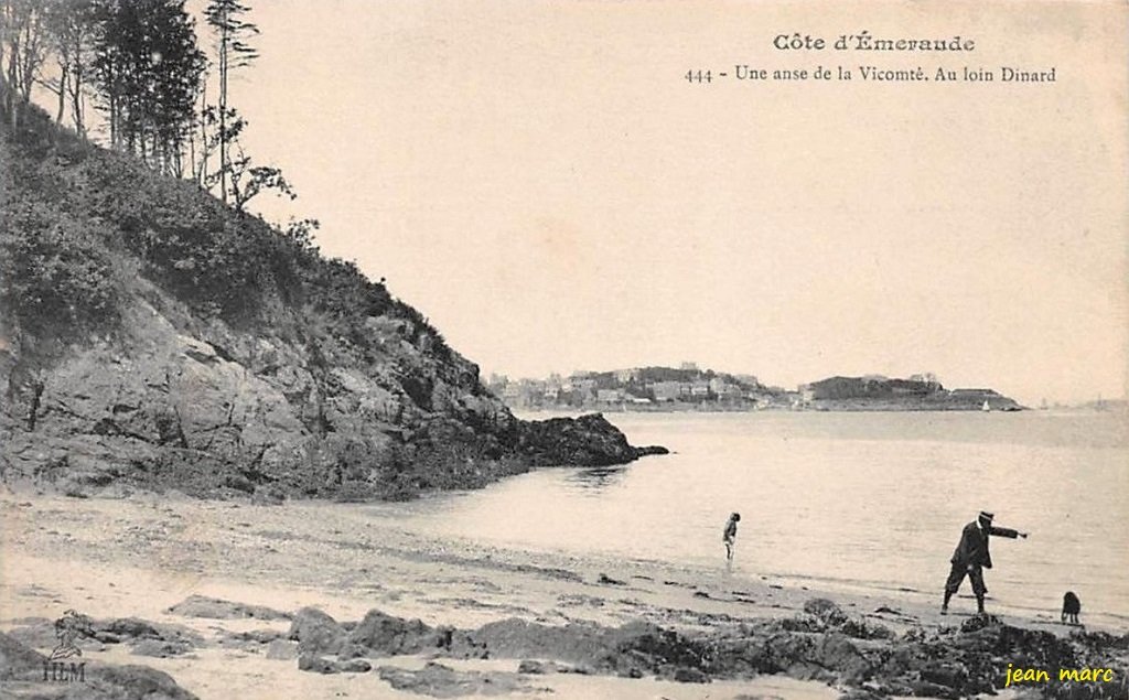 La Vicomté - Une anse, au loin Dinard.jpg