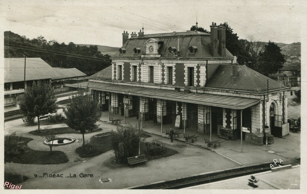 46-Figeac - La Gare - 9 APA.jpg