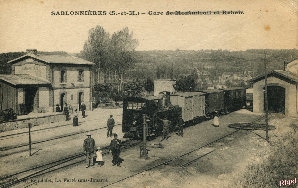 77-Sablonnieres - Gare de Montmirail et Rebais - Phot G brindelet.jpg