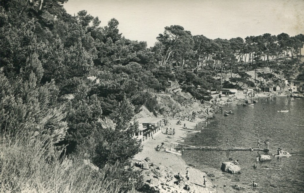 83-Toulon-Cap Brun - Baie de Méjean - 415 Editions BSB.jpg