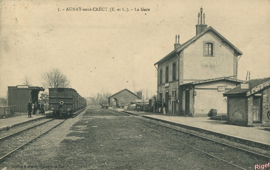 28-Aunay-sous-Crécy - La Gare - 5 Idition Gosselin.jpg